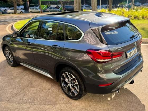 BMW X1 2.0 16V TURBO ACTIVEFLEX SDRIVE20I 4P AUTOMÁTICO BMW X1 2.0 16V TURBO ACTIVEFLEX SDRIVE20I 4P AUTOMÁTICO